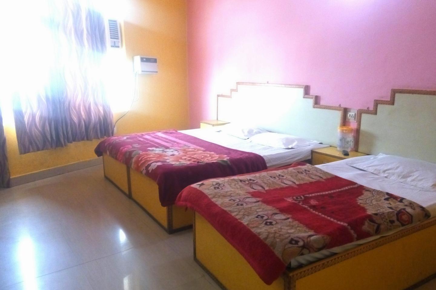 Hotel Devi Hills - Tap to explore photos