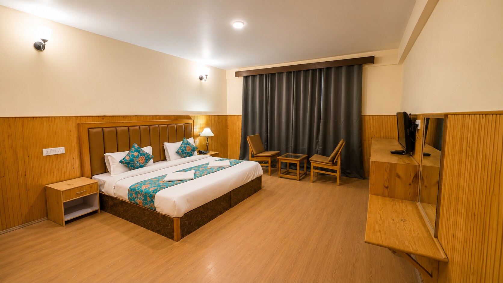 HOTEL ABU PALACE - Tap to explore photos