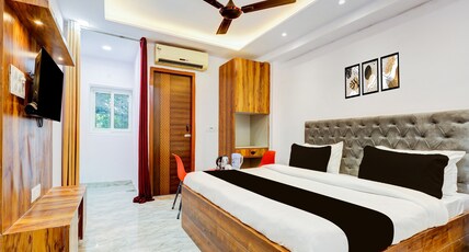 Hotel O 24 Seven Stay Room Type - Classic