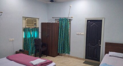 KOHINOOR INTERNATIONAL Room Type - Triple Bed Family Room Non AC