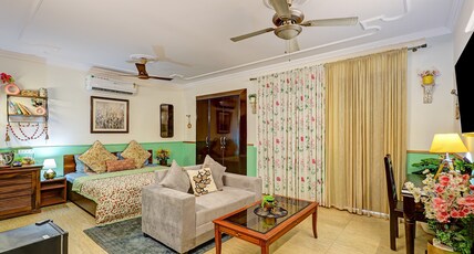 FabHotel Galleria Stayz Room Type - Premium Room FabHotel Galleria Stayz Room Type - Premium Room