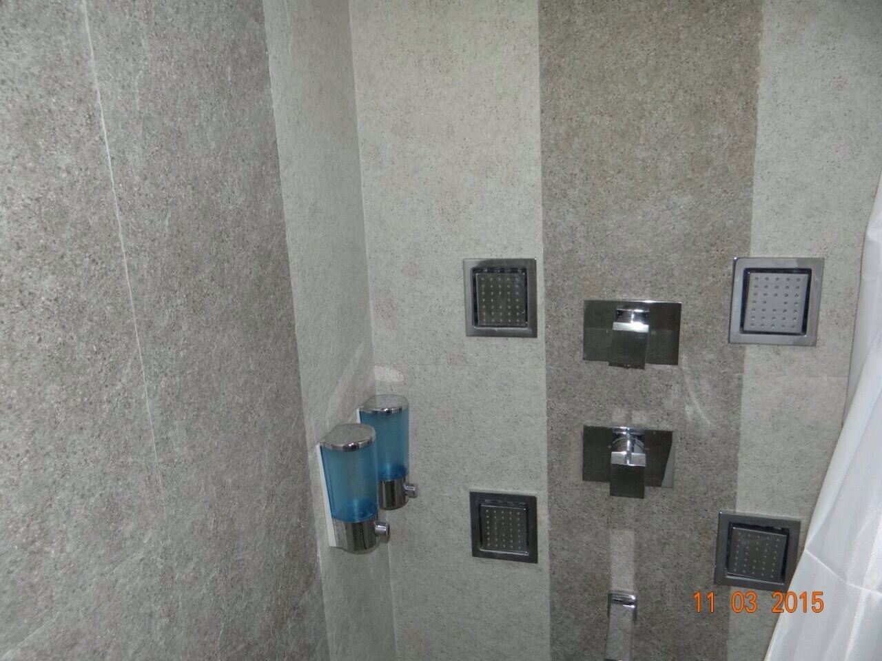 The corporate inn - Tap to explore photos