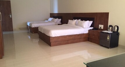 Hotel Shree Krishna Mahal Room Type - Family Premium AC Room