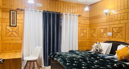Whostels Srinagar Room Type - Standard Double Bedroom