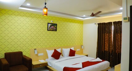 HOTEL SPRINGHILL Room Type - Executive King Bed Room