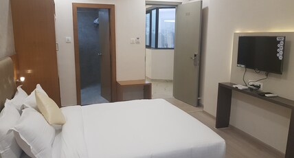 Grace Galaxy | Rooms in an Apartment Room Type - Deluxe Room