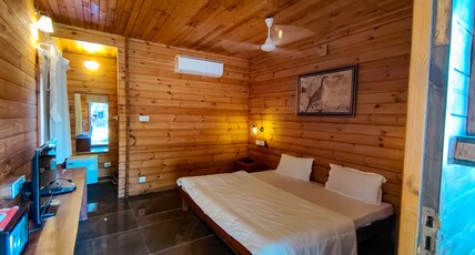Mahi Resort Room Type - RUSSIAN  PINEWOOD COTTAGE