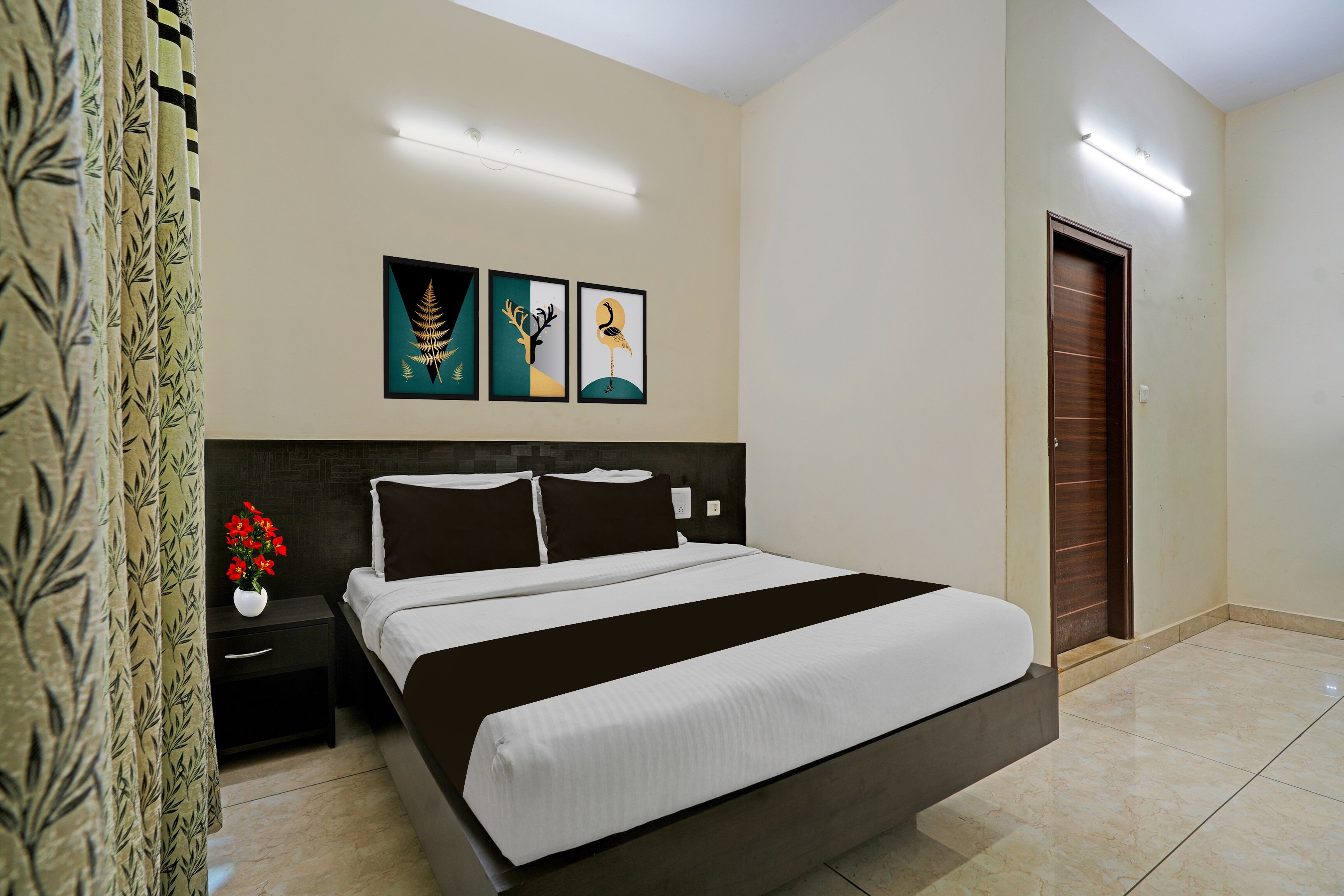 Super Hotel O Nanjangudu Formerly Ankanatheshwara Residency - Tap to explore photos