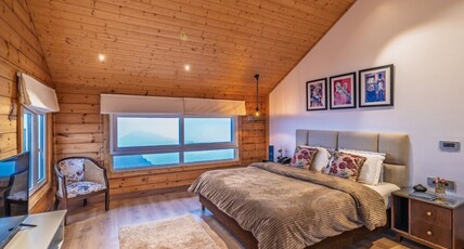 ama Stays & Trails - Soul Storries, Mussoorie Room Type - Flora 04 Bedroom