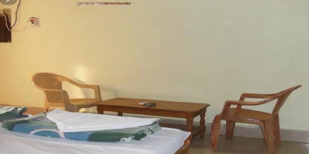 Maa Tarini Guest House - Tap to explore photos
