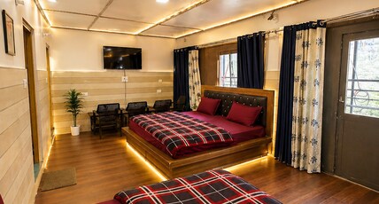 Shri Yamuna Divine Room Type - Bedroom 14