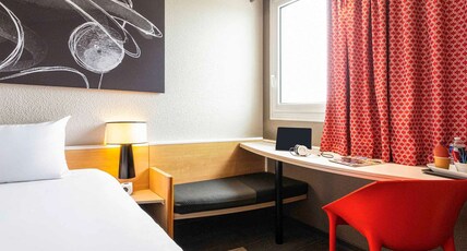 IBIS BORDEAUX PESSAC Room Type - Comfort room with double bed