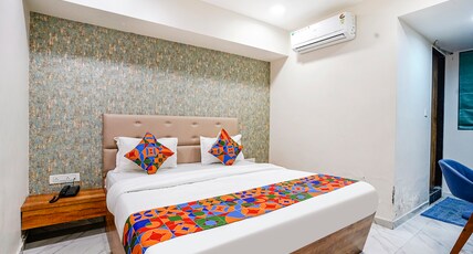 FabHotel SR Naroda - Nr. SP Ring Road Room Type - Deluxe Room