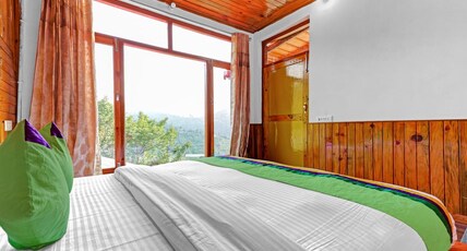 Omvilla with Mountain View Room Type - Oak Room