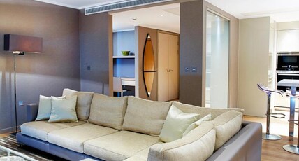 Cheval Three Quays Room Type - Luxury Two Bedroom Apartment with River View Cheval Three Quays Room Type - Luxury Two Bedroom Apartment with River View