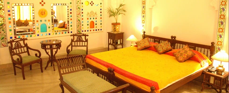Hotel Raj Niwas - Tap to explore photos