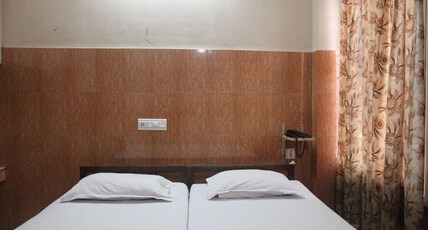 Hotel Sukhvas Room Type - Standard Double Room Non A/C