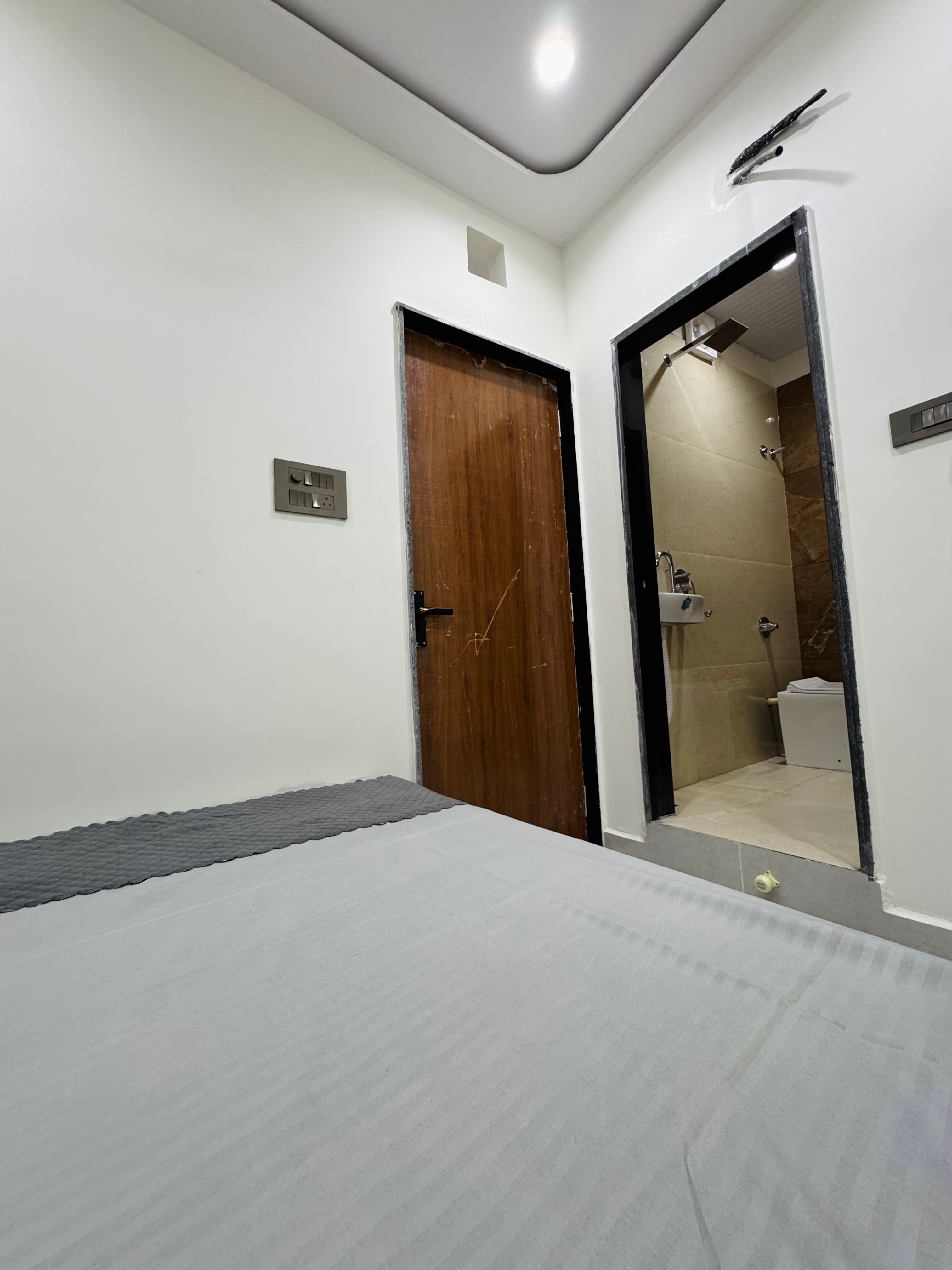 pawanputra home stay - Tap to explore photos
