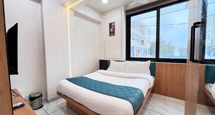 Hotel Nexon Inn Room Type - Deluxe Double Bed Room