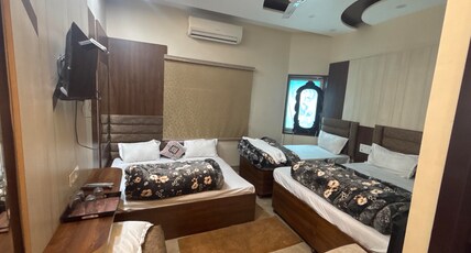 Seven Seven Home stay Room Type - Comfort triple bed room