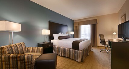 Best Western Plus Lytle Inn & Suites Room Type - 1 King Bed, Non-Smoking, Microwave And Refrigerator, Wi-Fi, Shower Only, Full Breakfast Best Western Plus Lytle Inn & Suites Room Type - 1 King Bed, Non-Smoking, Microwave And Refrigerator, Wi-Fi, Shower Only, Full Breakfast