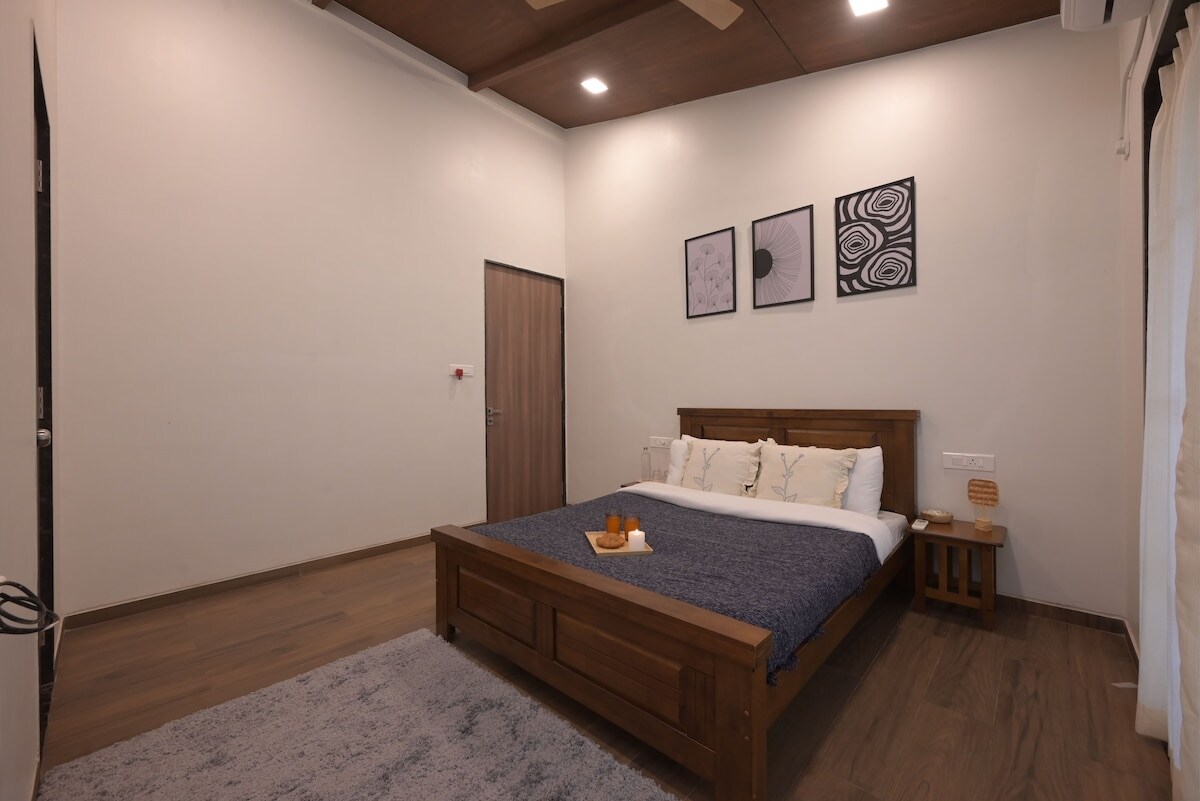 Tara Staycation IRENE BLOOM 3BHK with Private Pool - Tap to explore photos