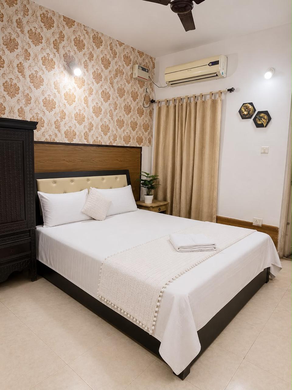 Tropical Vibes Retreat Arpora 1 BHK Apartment - Tap to explore photos