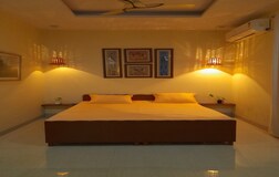 One Bedroom Apartment