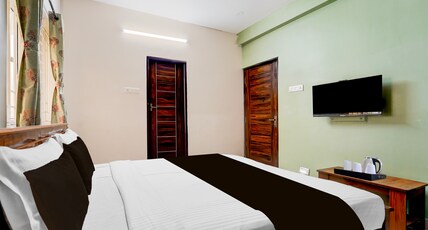 Hotel O Central Zone Vishwanathapuram Formerly Green Nest Room Type - Classic