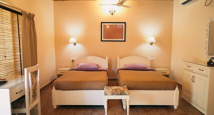 Bougainvillea Retreat & Spa Room Type - White Superior Deluxe Room Twin