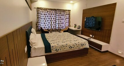 Raja Hill Resort Room Type - Rose Executive Room