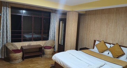 Hotel Mount Valley HMV Room Type - deluxe room with kanchenjunga view