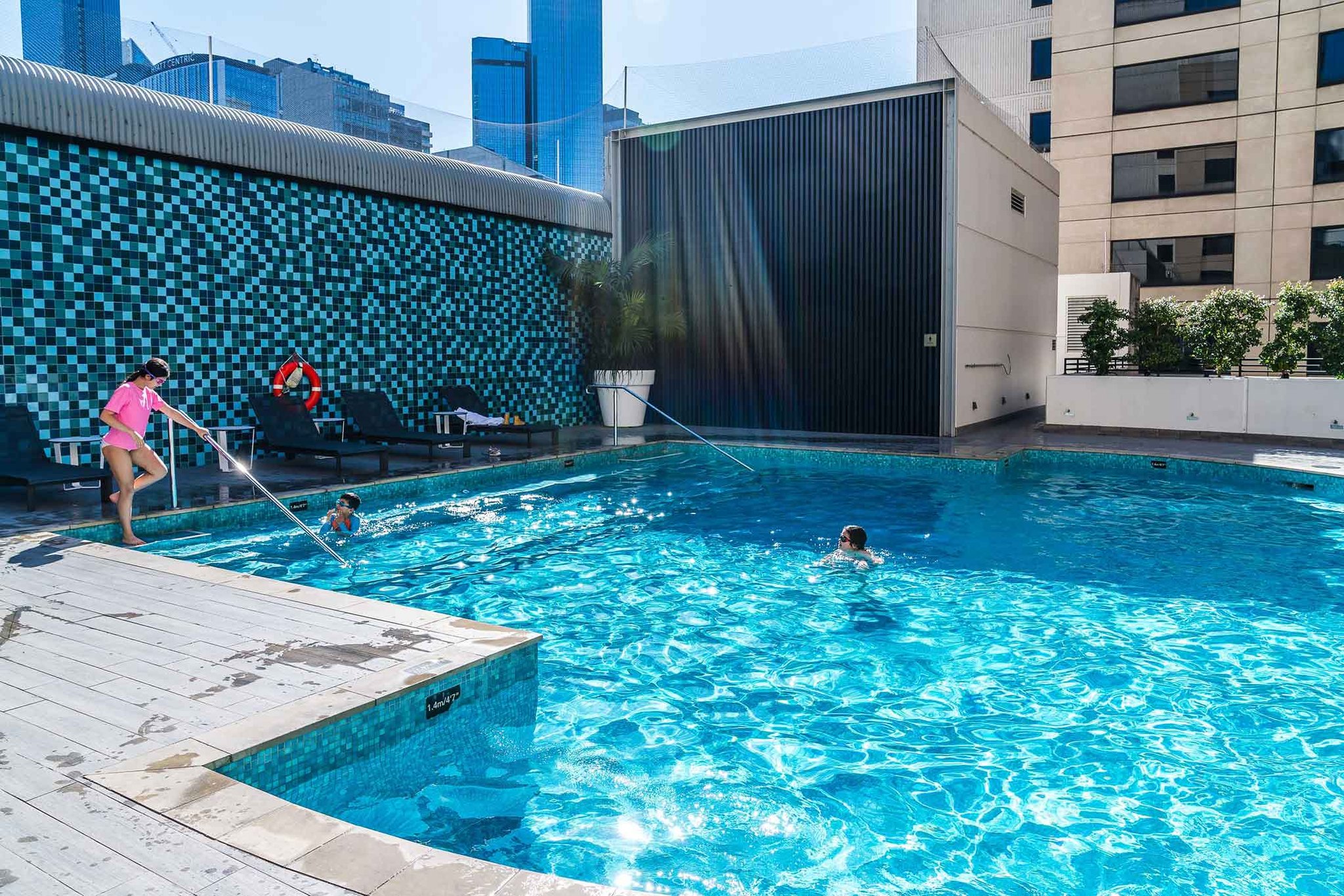 Crowne Plaza Melbourne - Tap to explore photos