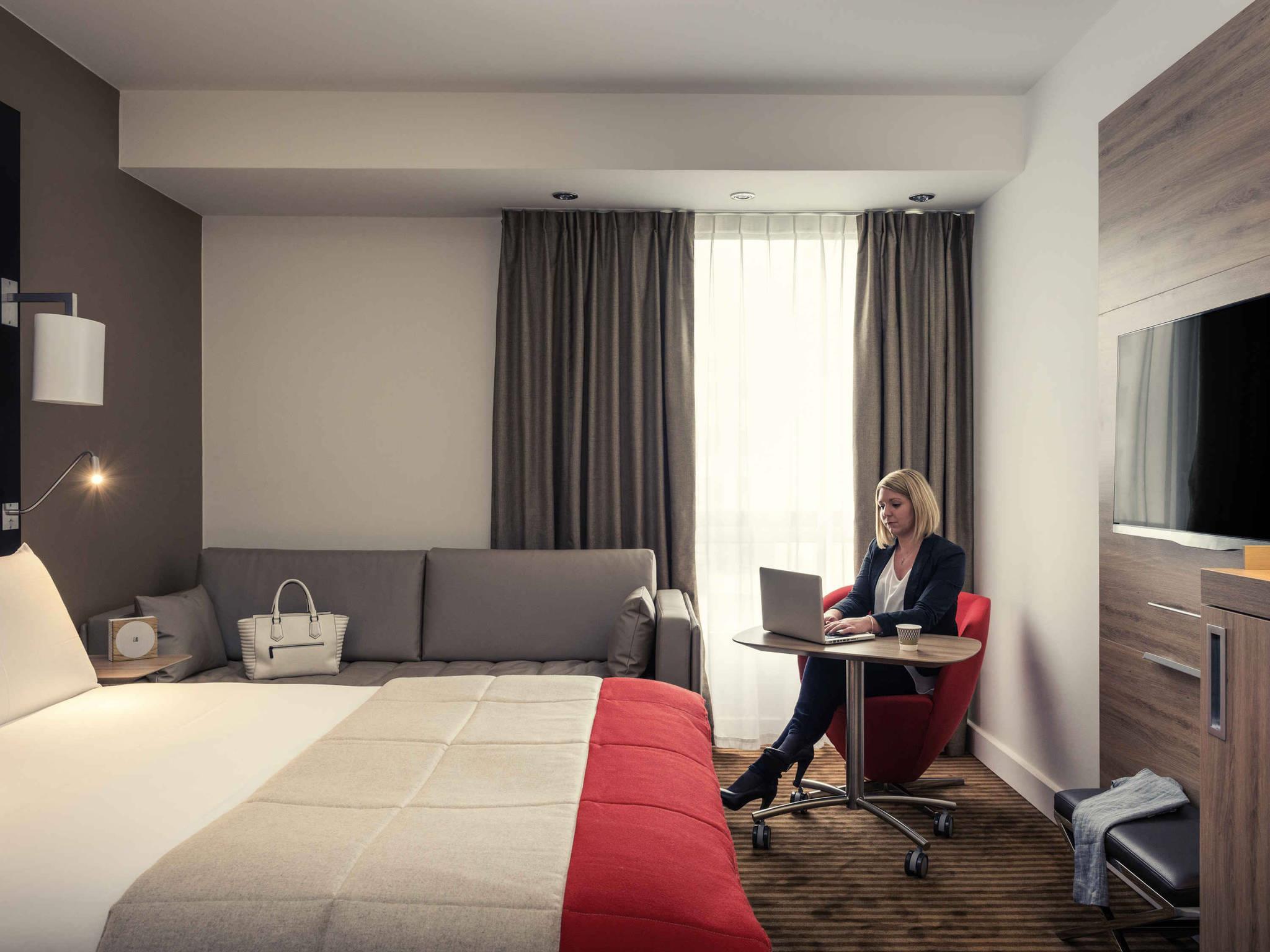 Mercure Paris Boulogne - Tap to explore photos