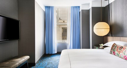 Kimpton Gray Hotel, an IHG hotel Room Type - 1 King Mobility Accessible Roll In Shower