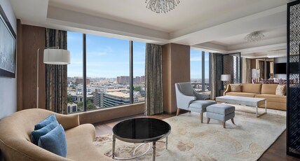 Bengaluru Marriott Hotel Whitefield Room Type - Presidential Suite, Executive Lounge Access, 1 King Bed