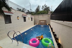 Zaid & Nida House | Entire Hill-view Villa