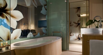 Crowne Plaza Changi Airport Room Type - Standard Room