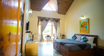 Koshaa By Embrace Hotels : Kuthar Fort Kasauli Room Type - Superior Heritage Rooms