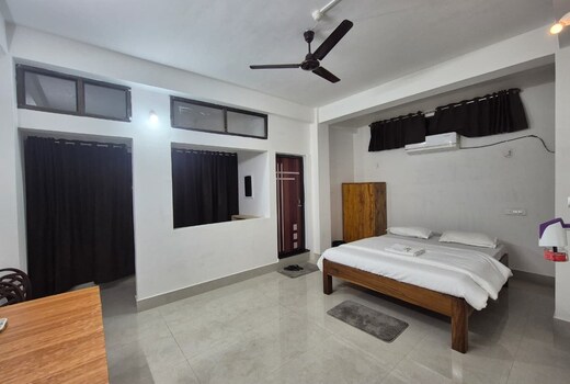 HOTEL 7 SISTERS