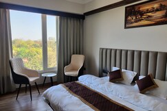 HOTEL BASANT SAROVAR