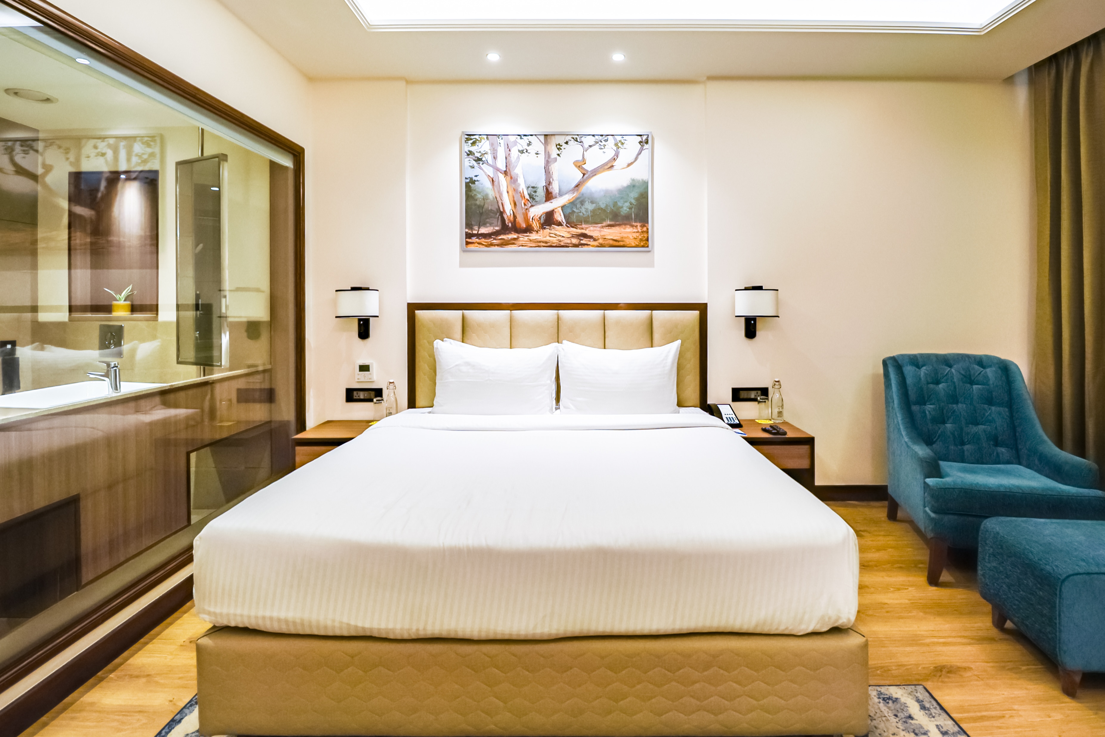 Golden Tulip Jalandhar - Tap to explore photos