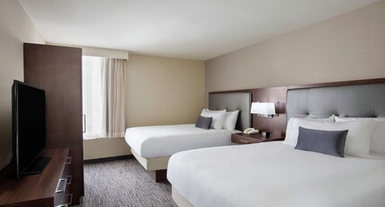 Embassy Suites by Hilton Fort Worth Downtown Room Type - 2 QUEEN BEDS NONSMOKING
