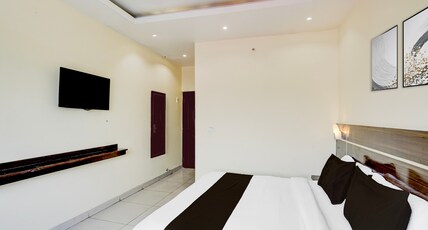Super Collection O Railway Station Dehradun Formerly Hotel Narula Room Type - Premium Super Collection O Railway Station Dehradun Formerly Hotel Narula Room Type - Premium
