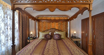 Radisson Blu MBD Hotel Noida Room Type - Prive Suite - 2 Bay Suite