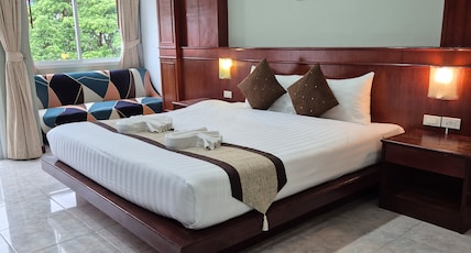 New Forest Patong Room Type - Deluxe Double Room With Balcony