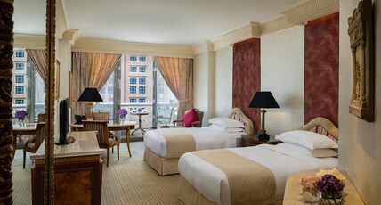 InterContinental PHOENICIA BEIRUT Room Type - 2 Single Premium Pool View With Balcony