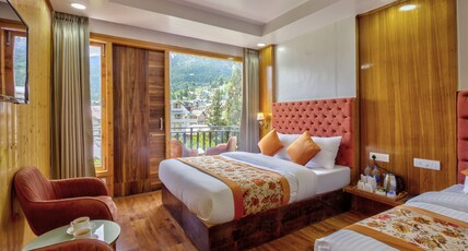 Hotel Everest Room Type - family suite