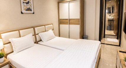 stayEZ Studio Apartments Room Type - Twin Room