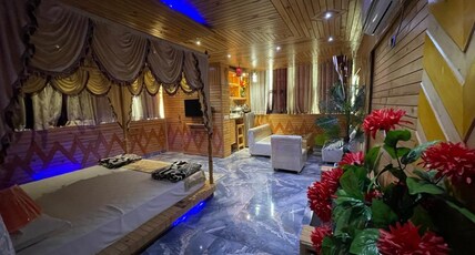 Hotel Mall Palace Room Type - Super Deluxe